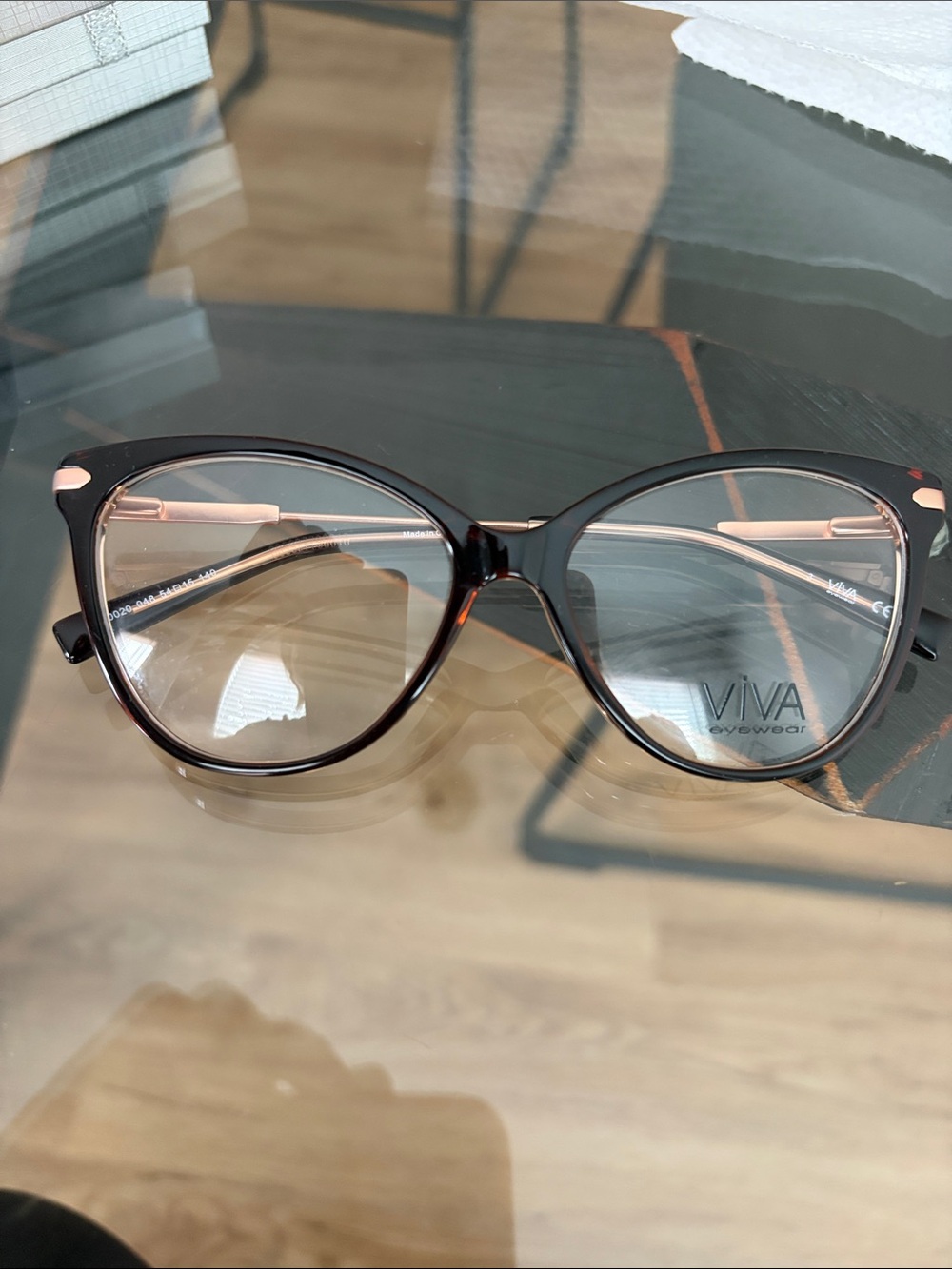 Eyewear Women's Tortoiseshell Cat-Eye Glasses - Brown